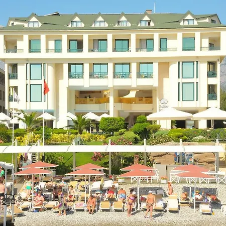 Golden Lotus Hotel 4*