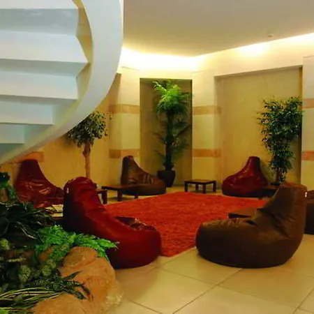 Hotel Golden Lotus 4*